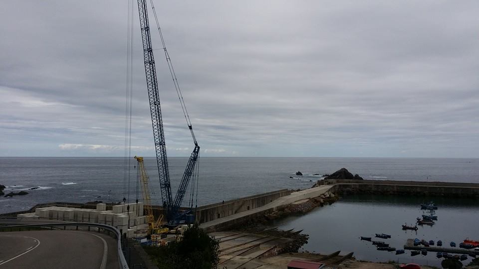 Lee más sobre el artículo Reconstrucción puerto de Cudillero